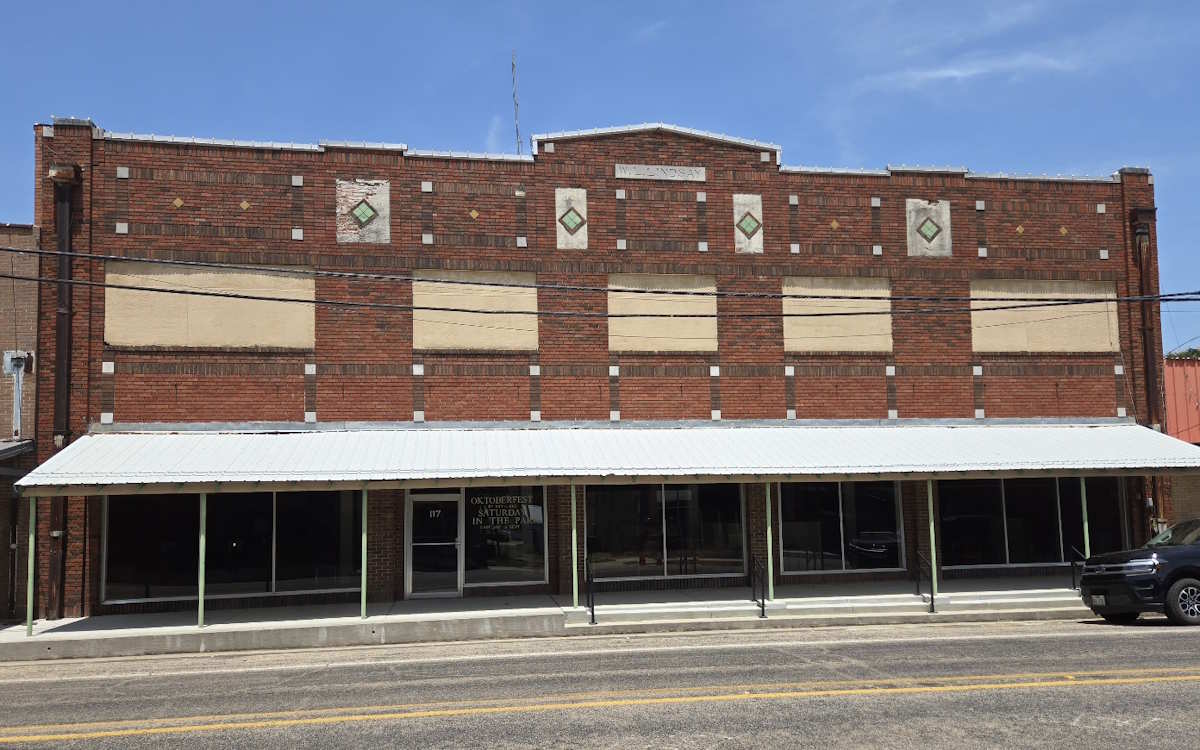 Telford-Lindsay Building, DeKalb, Texas Telford-Lindsay Building, DeKalb, Texas