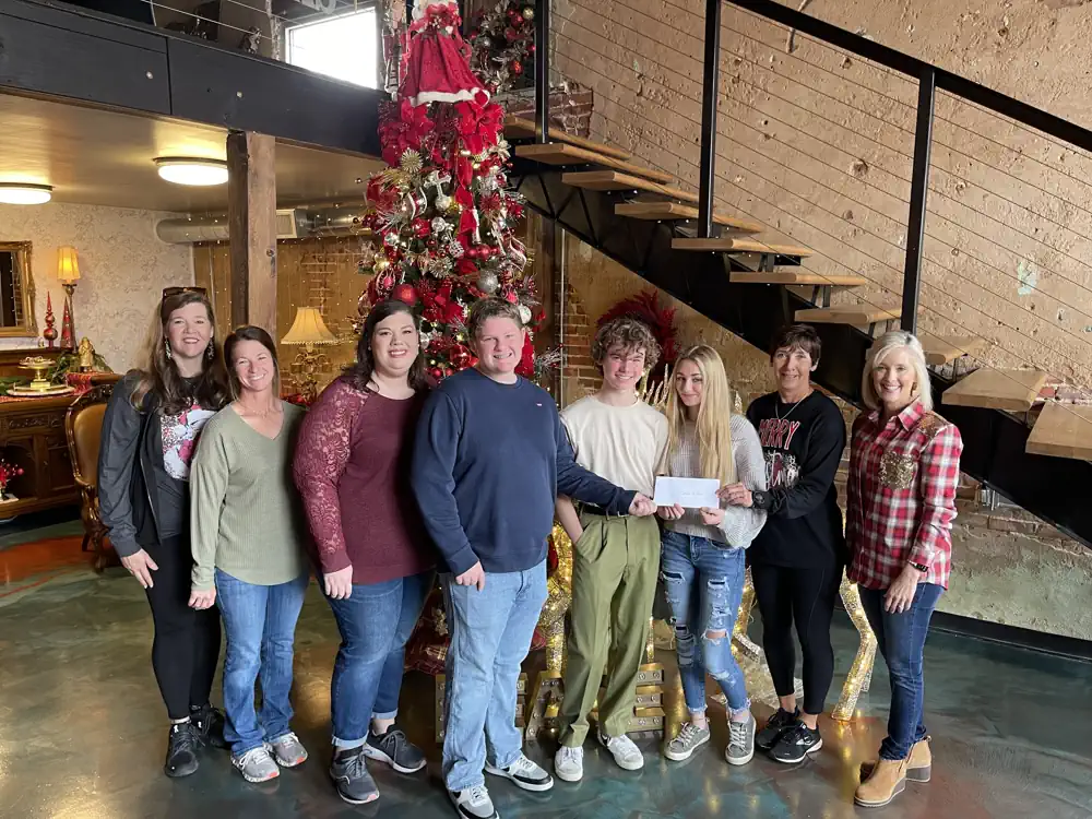 DeKalb HS Junior Class DeKalb HS Junior Class