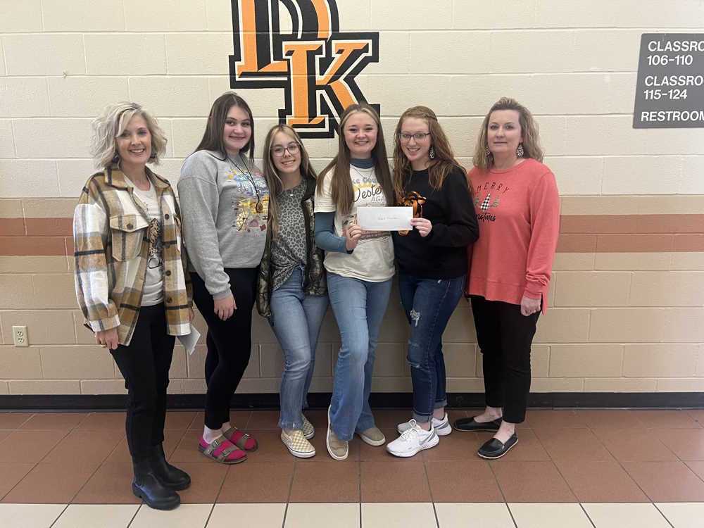 DeKalb HS Majorettes DeKalb HS Majorettes