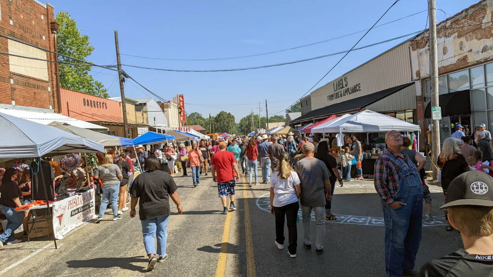 Runnels st with people Runnels st with people