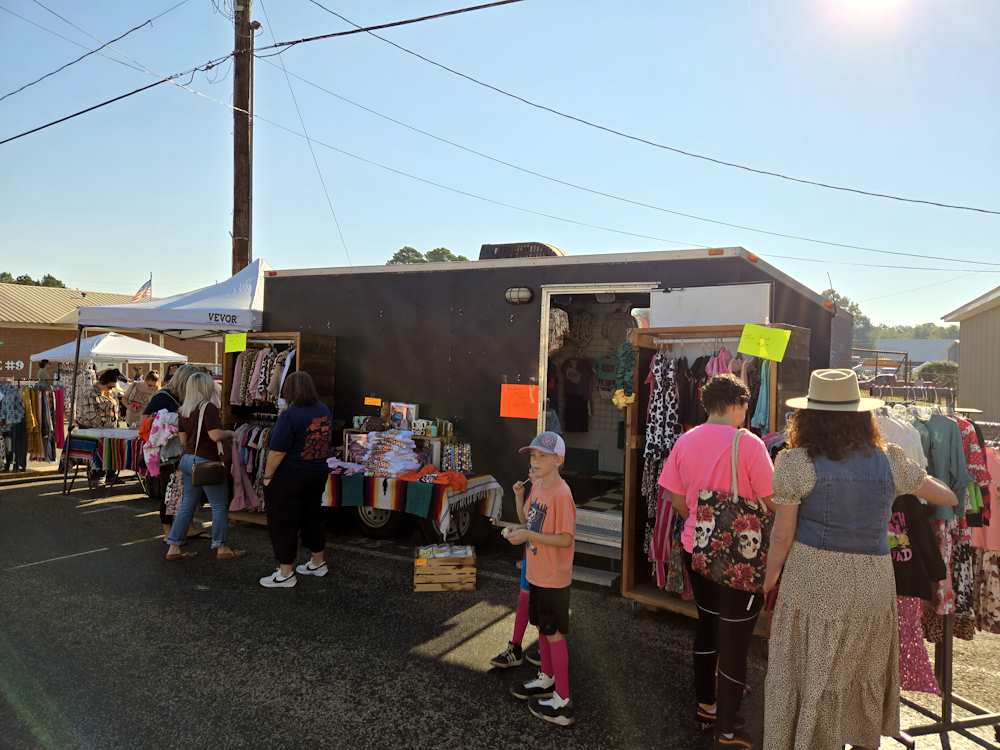 2024 Oktoberfest Vendors Getting Ready 2024 Oktoberfest Vendors Getting Ready