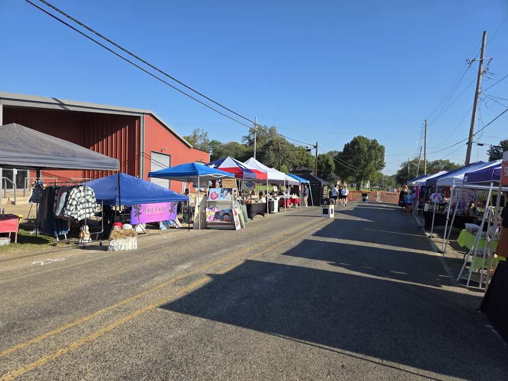 2024 Oktoberfest Vendors Getting Ready 2024 Oktoberfest Vendors Getting Ready