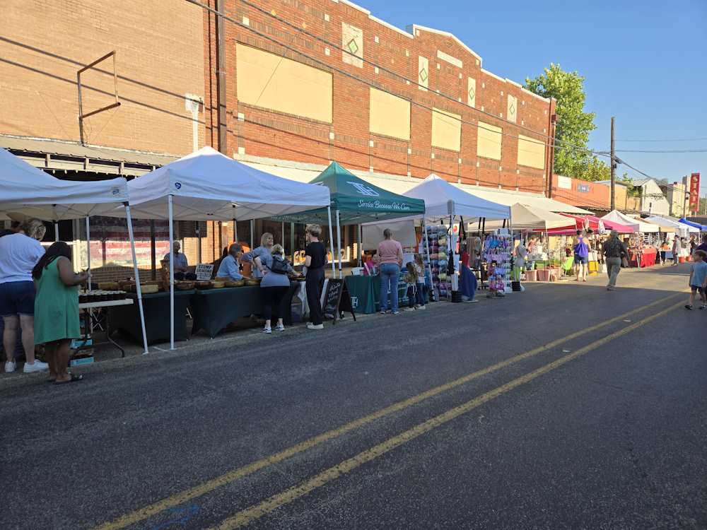 2024 Oktoberfest Vendors Getting Ready 2024 Oktoberfest Vendors Getting Ready