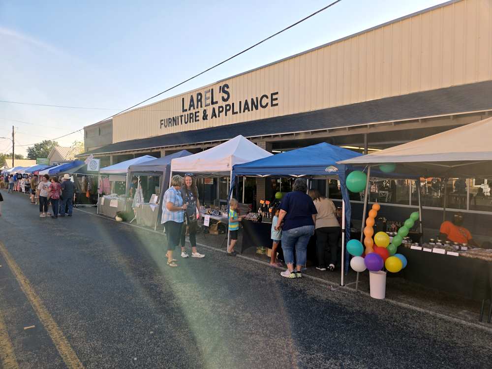 2024 Oktoberfest Vendors Getting Ready 2024 Oktoberfest Vendors Getting Ready