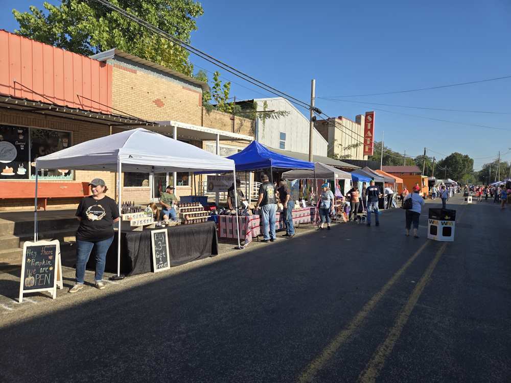 2024 Oktoberfest Vendors Getting Ready 2024 Oktoberfest Vendors Getting Ready